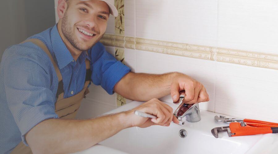 Expert burst pipe repair services in Oxford, AL